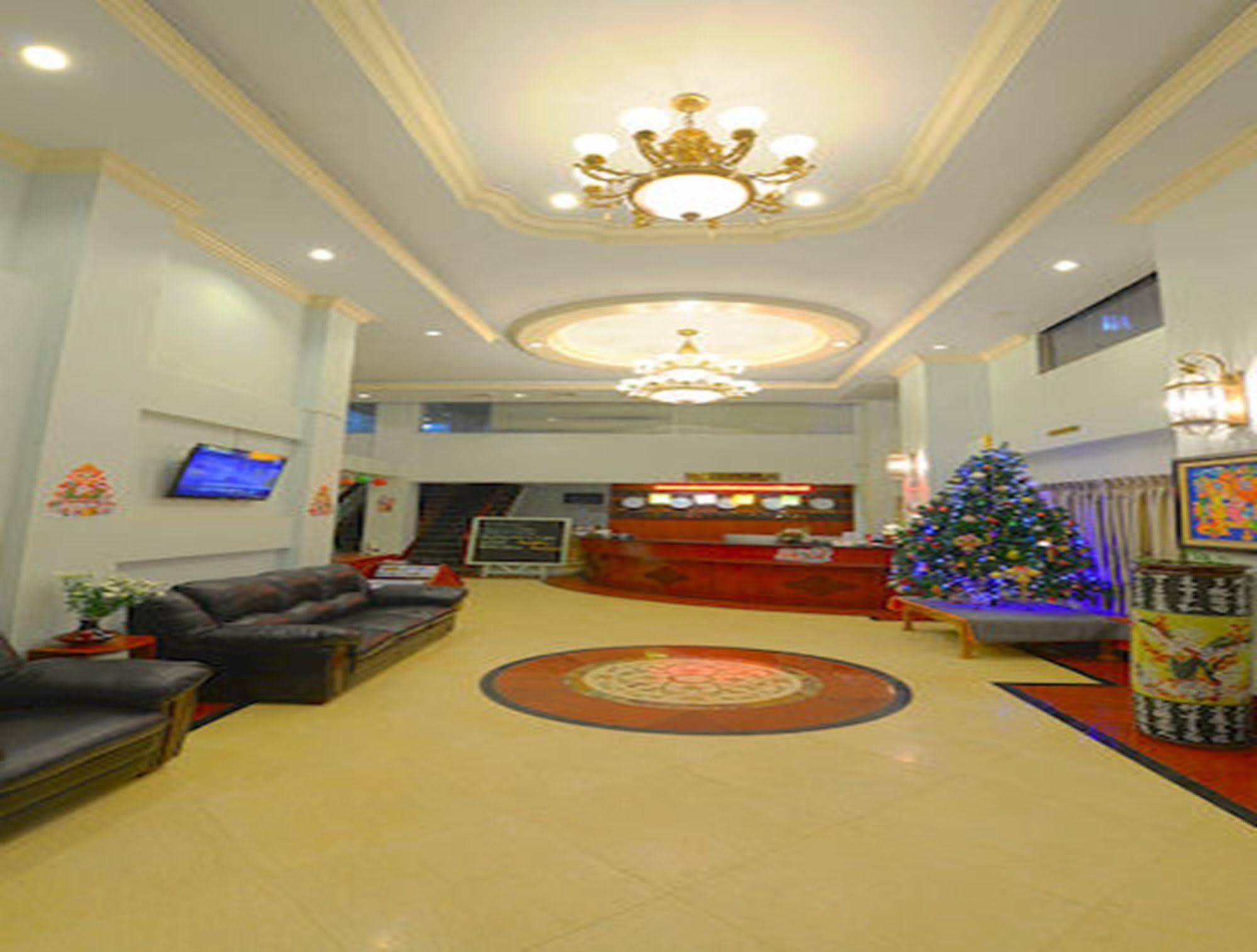 Millennium Hotel Rangum Exterior foto